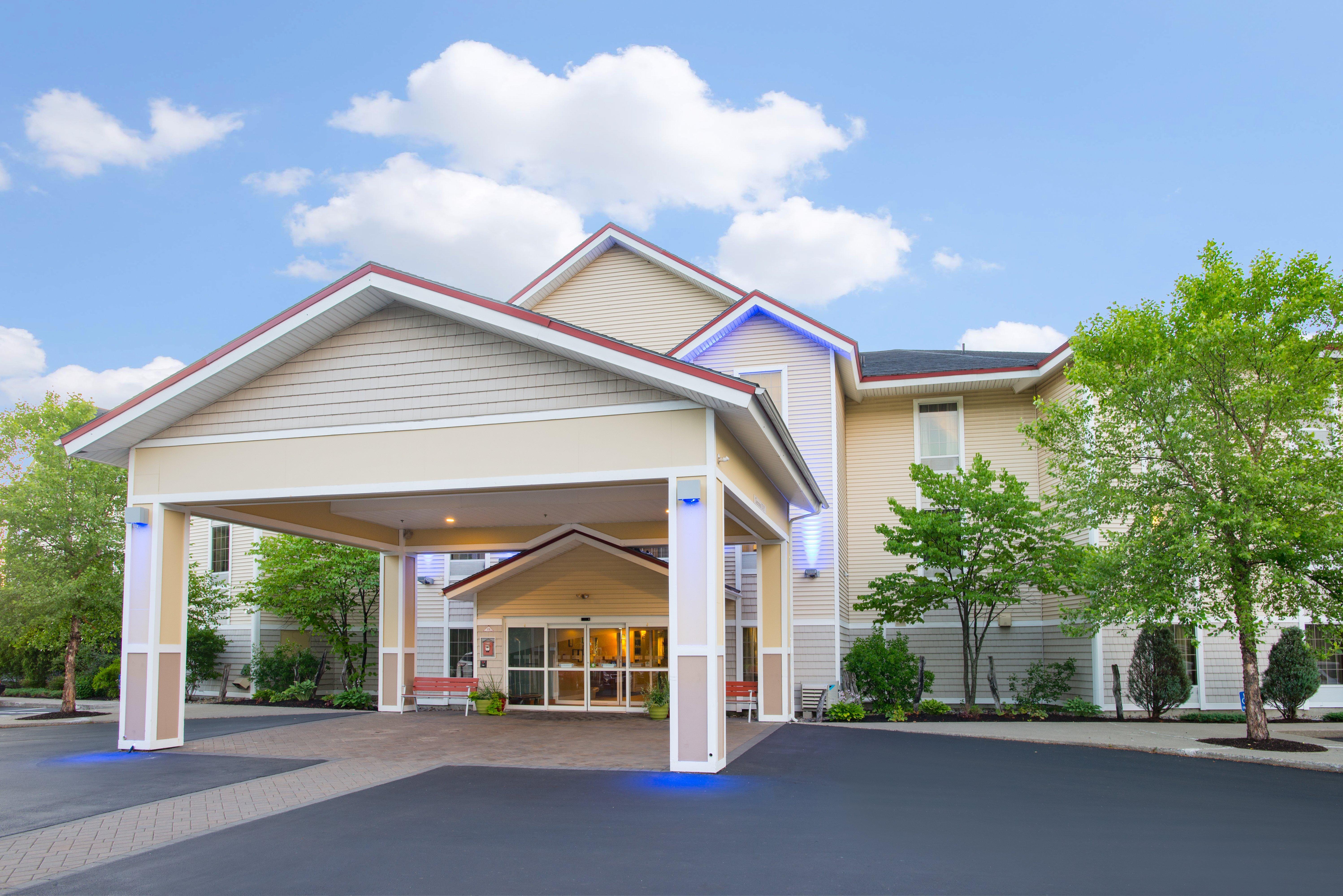 Holiday Inn Express Hotel & Suites Brattleboro By Ihg Eksteriør bilde