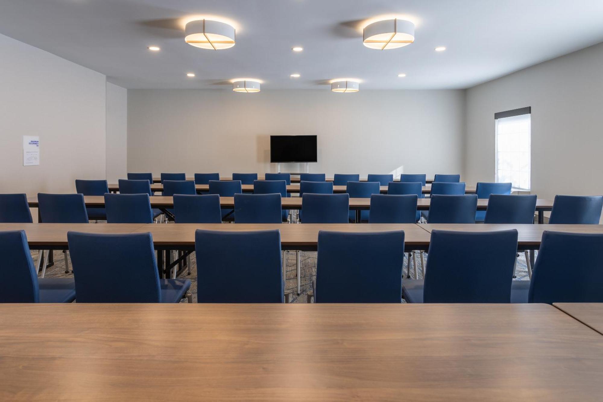 Holiday Inn Express Hotel & Suites Brattleboro By Ihg Eksteriør bilde