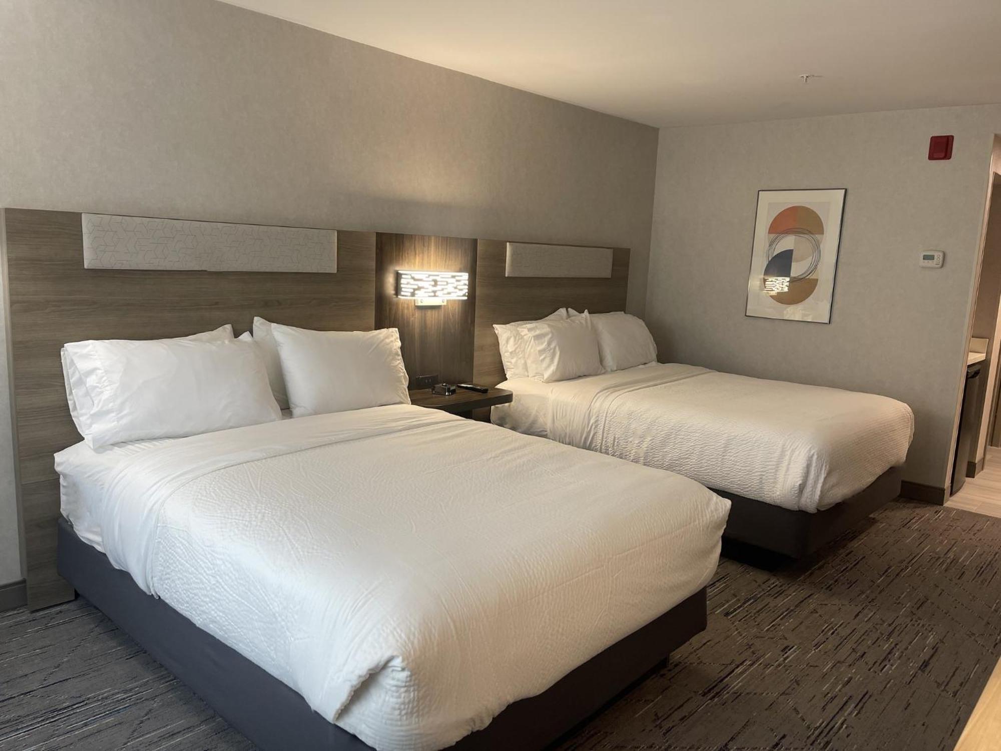Holiday Inn Express Hotel & Suites Brattleboro By Ihg Eksteriør bilde
