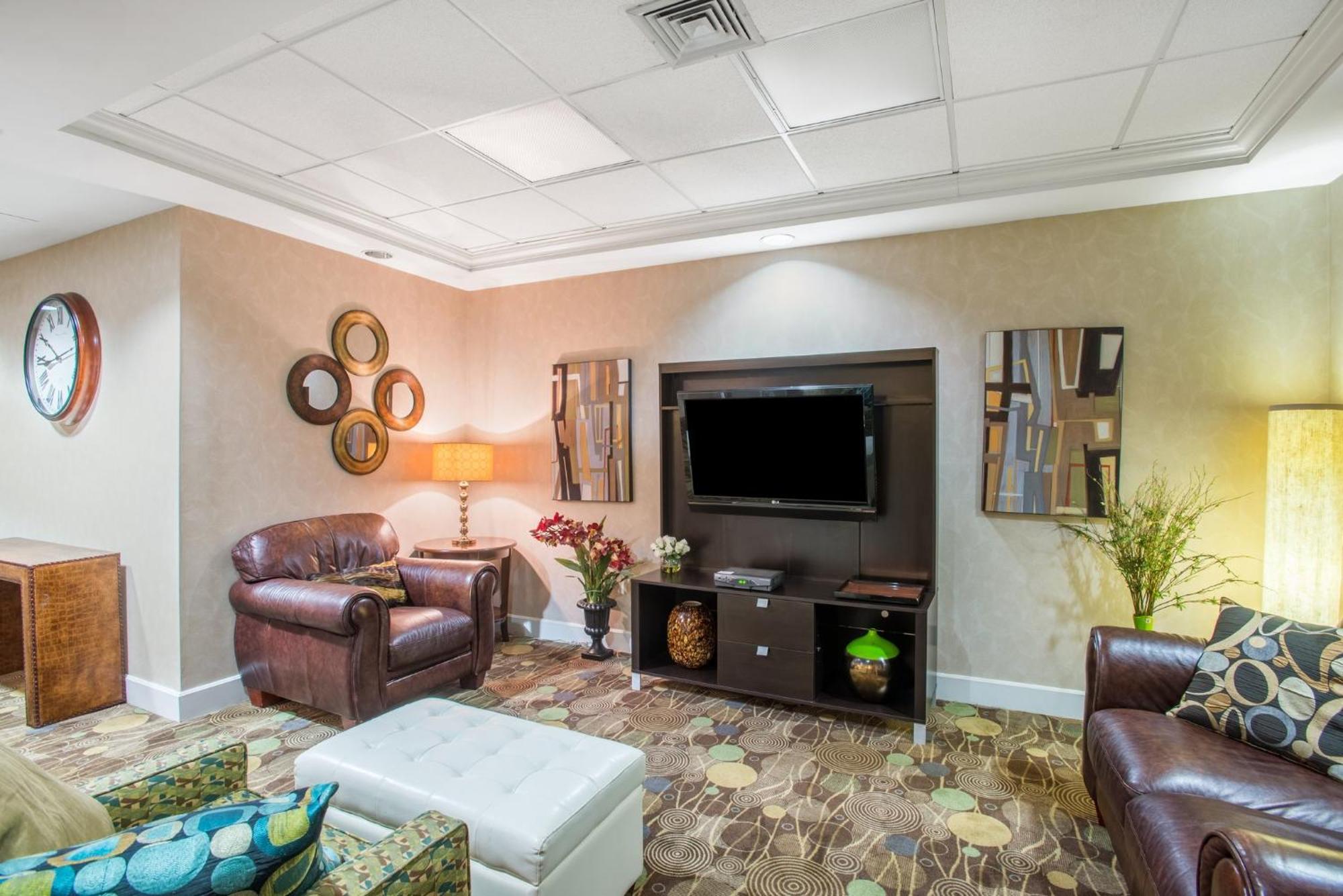 Holiday Inn Express Hotel & Suites Brattleboro By Ihg Eksteriør bilde