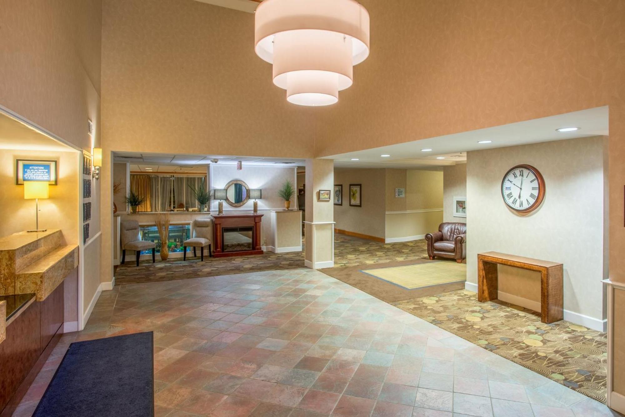 Holiday Inn Express Hotel & Suites Brattleboro By Ihg Eksteriør bilde