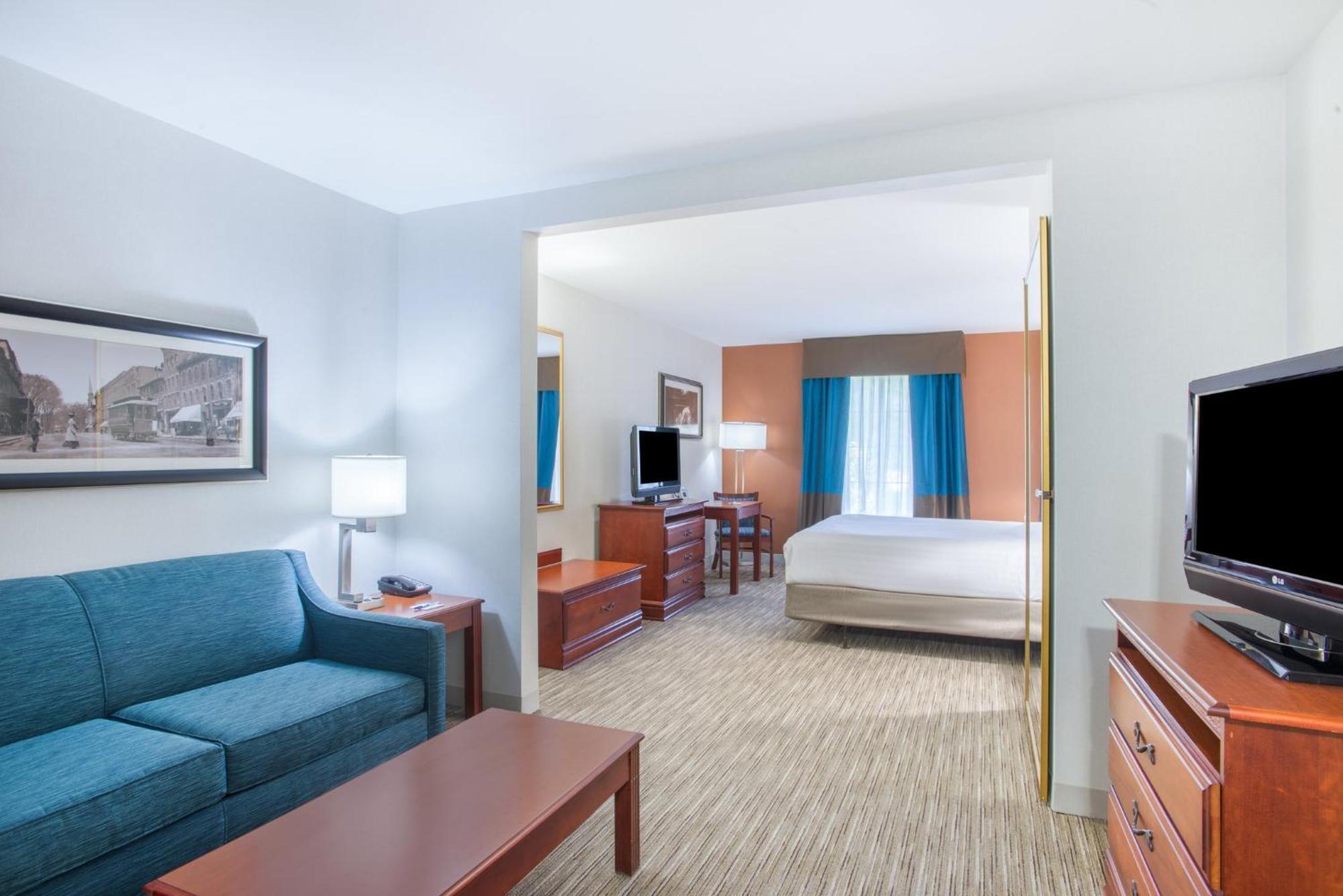 Holiday Inn Express Hotel & Suites Brattleboro By Ihg Eksteriør bilde